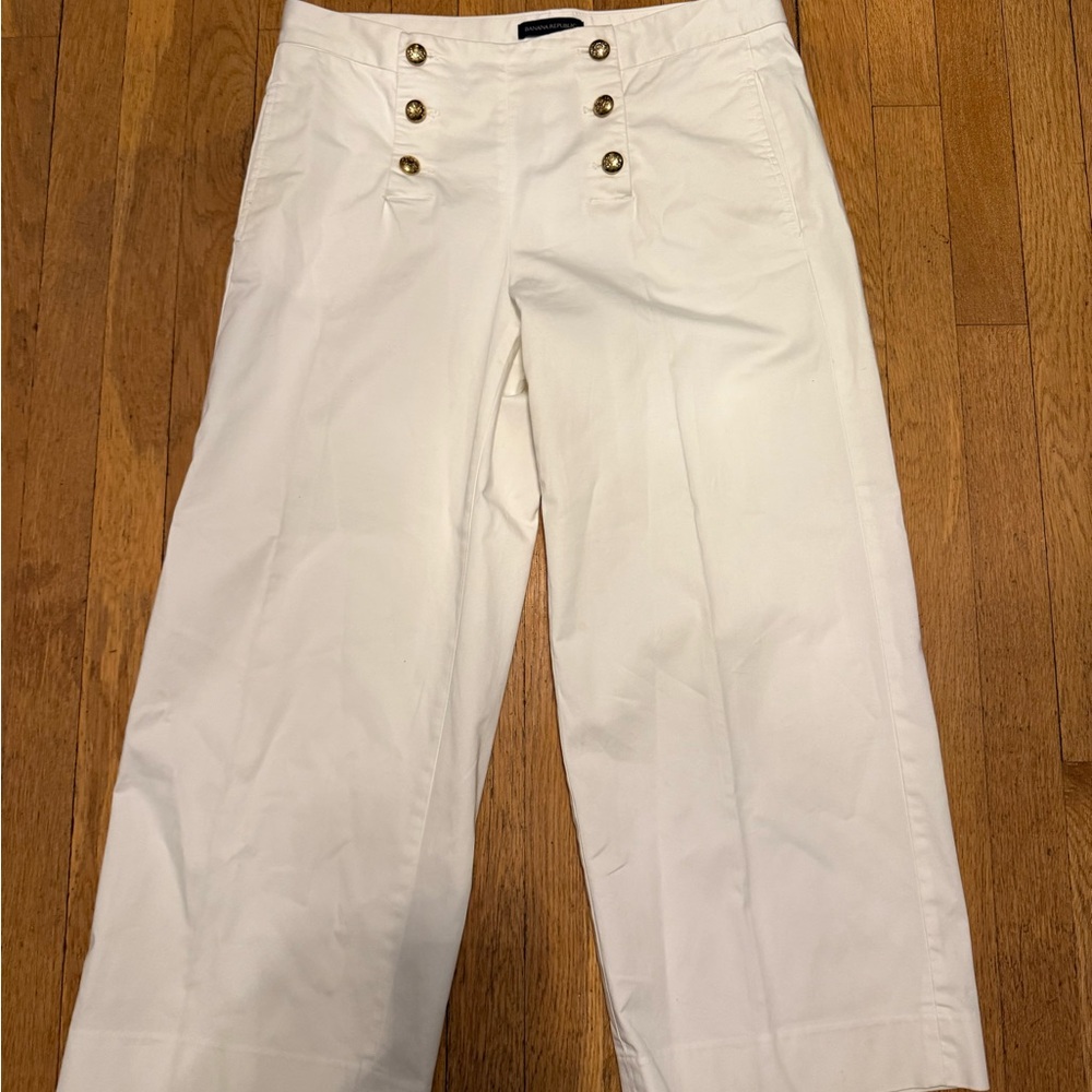 Womens Banana Republic White Trousers with Brass Accents